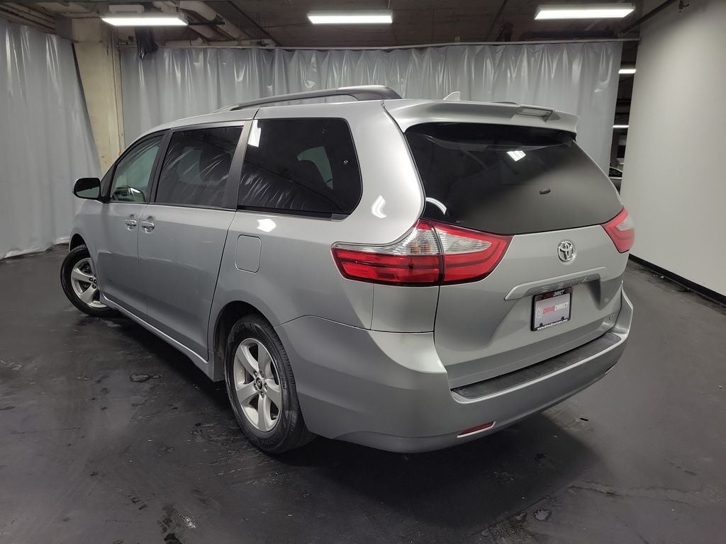 2019 Toyota Sienna LE 7 Passenger