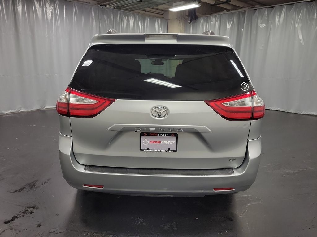 2019 Toyota Sienna LE 7 Passenger