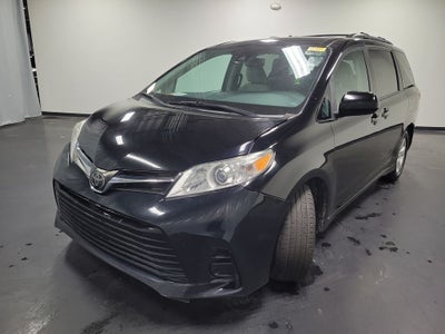 2020 Toyota Sienna LE 7 Passenger