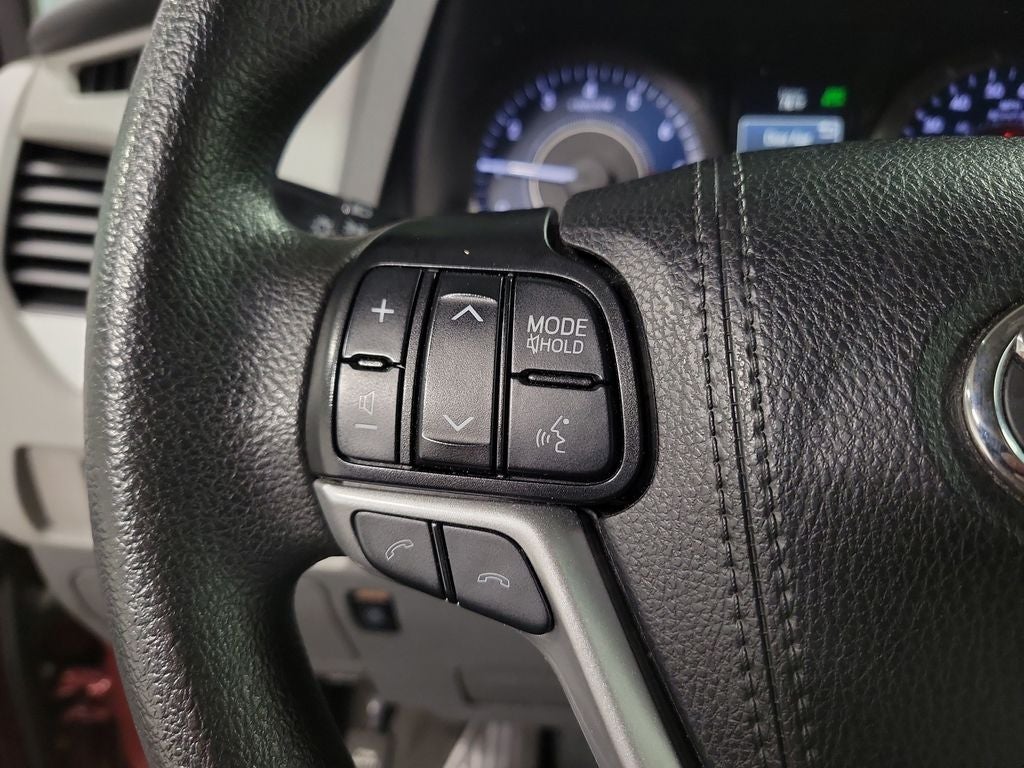 2020 Toyota Sienna LE 8 Passenger
