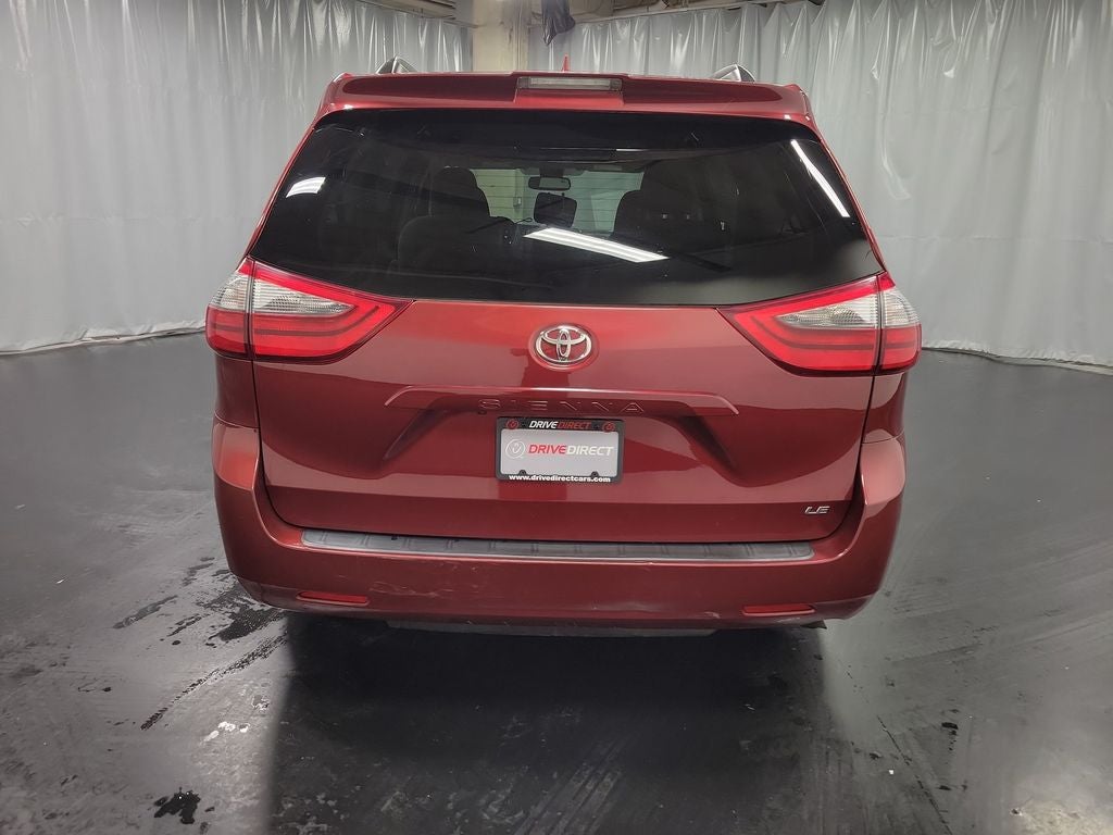 2020 Toyota Sienna LE 8 Passenger