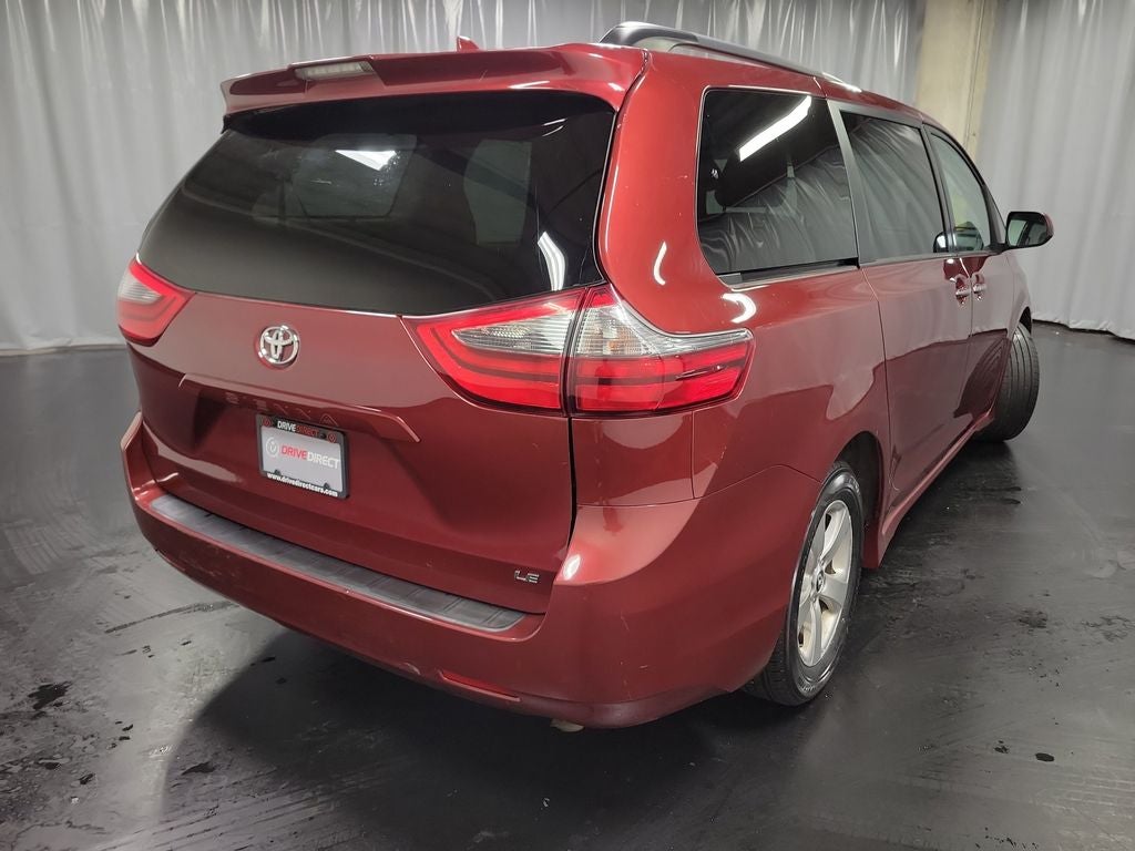 2020 Toyota Sienna LE 8 Passenger