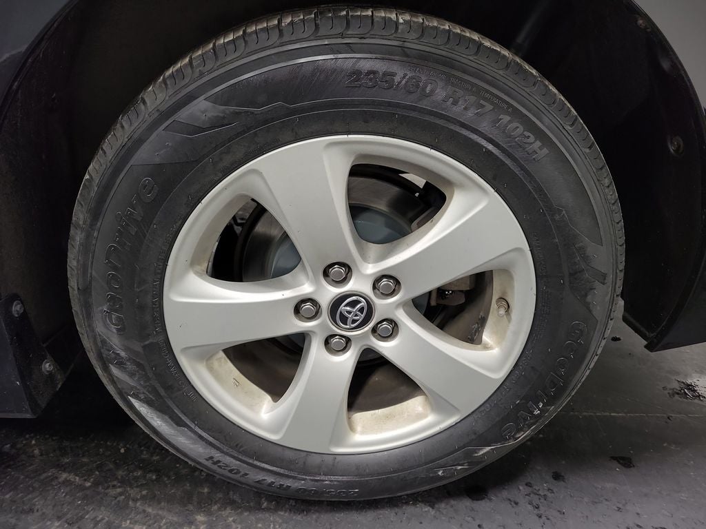 2019 Toyota Sienna LE 7 Passenger