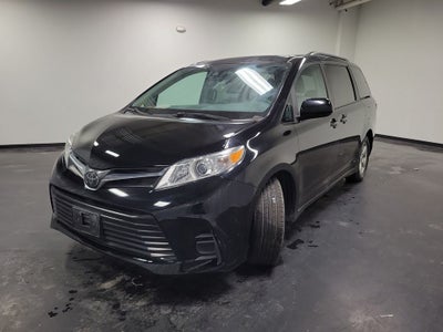 2019 Toyota Sienna LE 7 Passenger