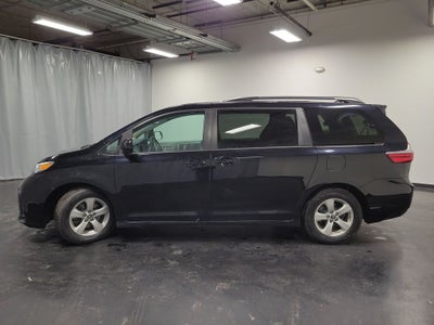 2019 Toyota Sienna LE 7 Passenger