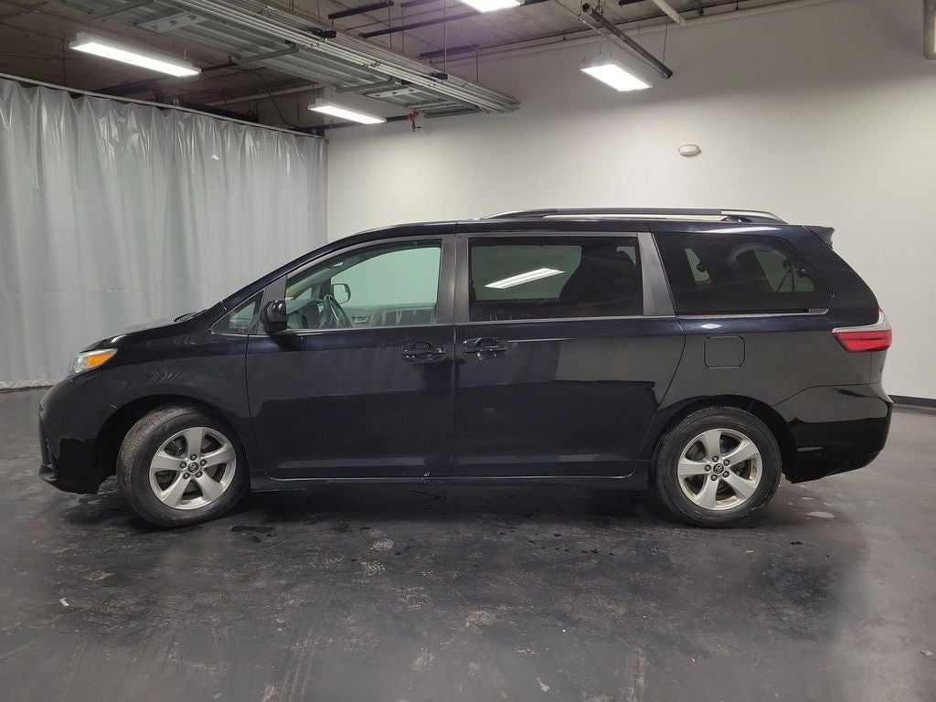 2019 Toyota Sienna LE 7 Passenger