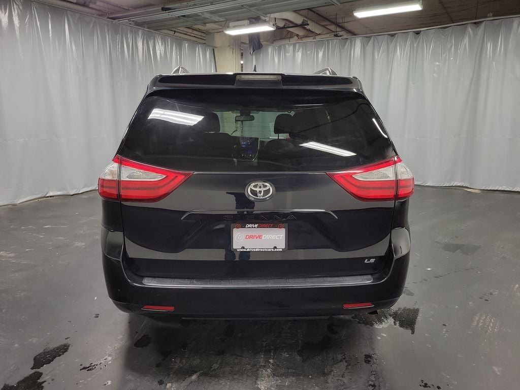 2019 Toyota Sienna LE 7 Passenger