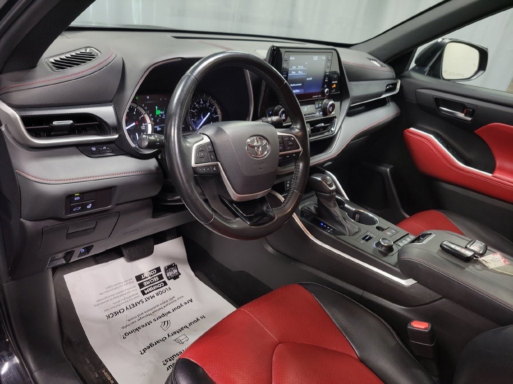2022 Toyota Highlander XSE