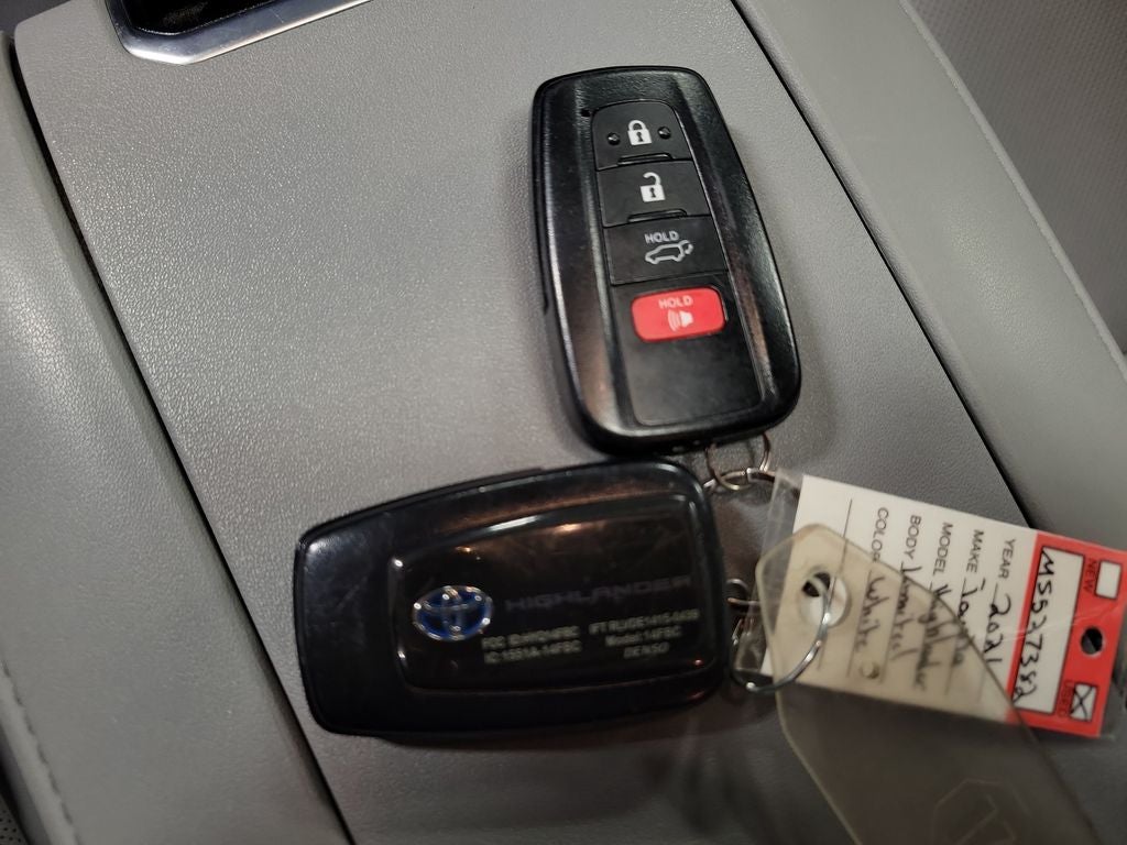 2021 Toyota Highlander Hybrid Limited