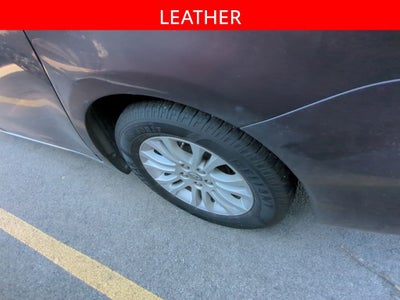 2015 Toyota Sienna XLE 8 Passenger