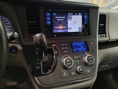2015 Toyota Sienna XLE Premium 8 Passenger