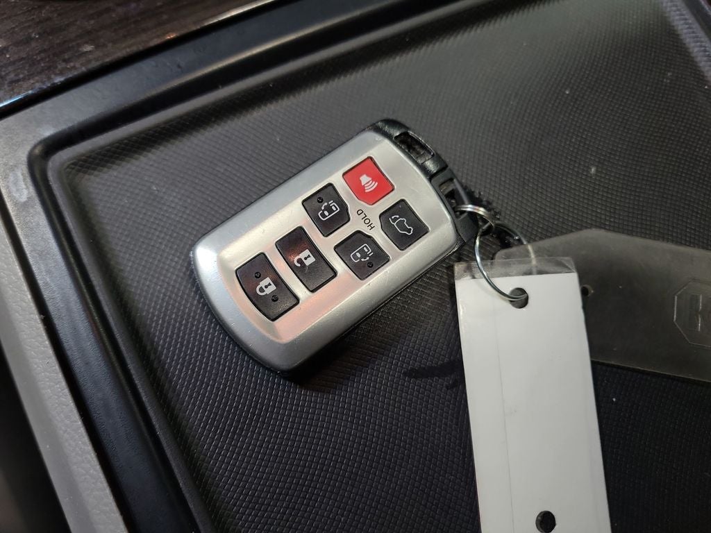 2015 Toyota Sienna XLE Premium 8 Passenger