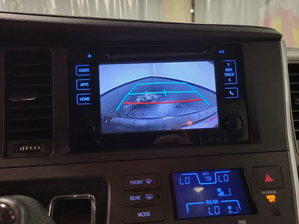 2015 Toyota Sienna XLE Premium 8 Passenger