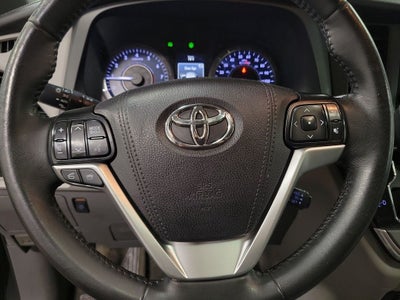 2015 Toyota Sienna XLE Premium 8 Passenger