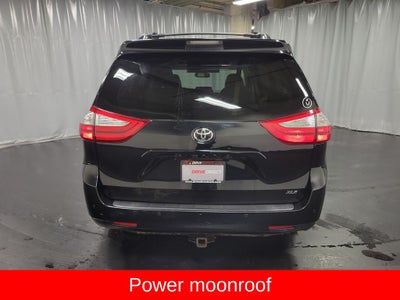 2015 Toyota Sienna XLE Premium 8 Passenger