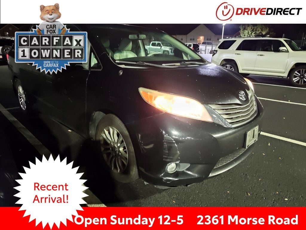 2013 Toyota Sienna XLE 8 Passenger
