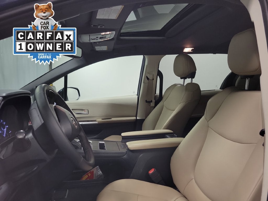 2022 Toyota Sienna XLE 7 Passenger
