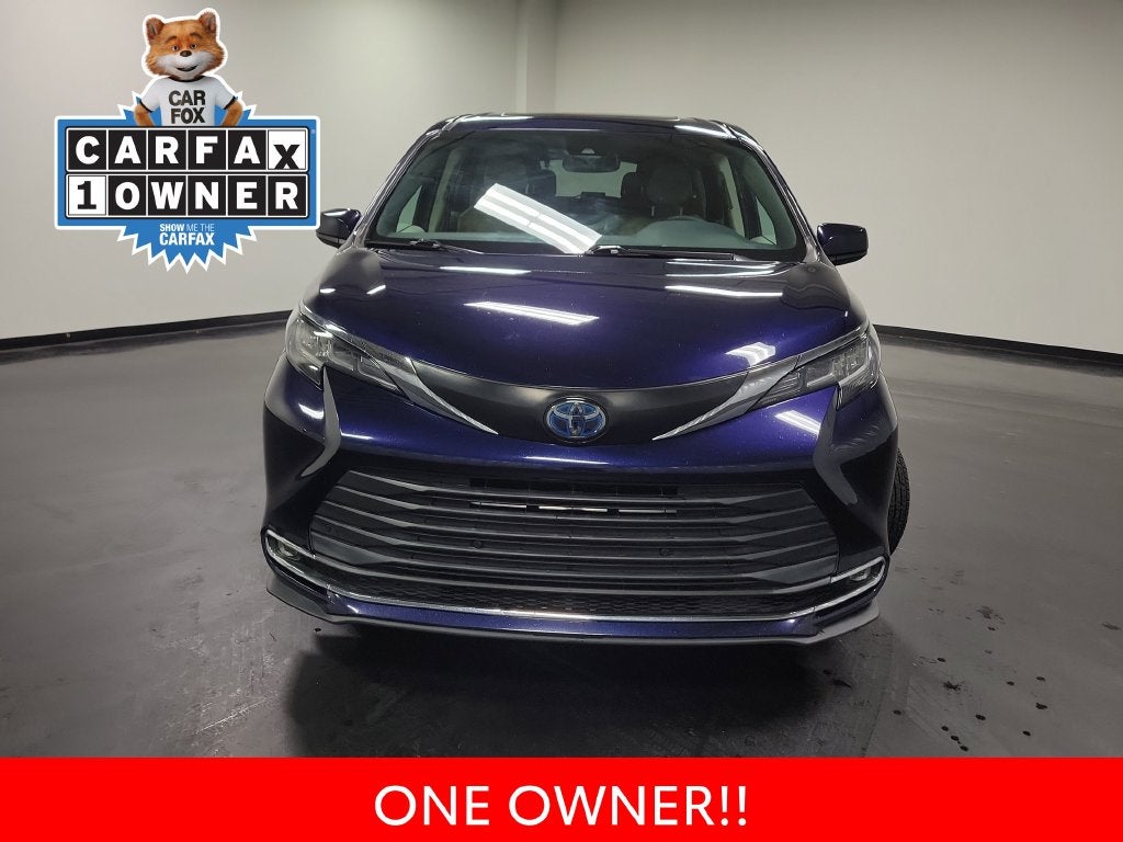 2022 Toyota Sienna XLE 7 Passenger