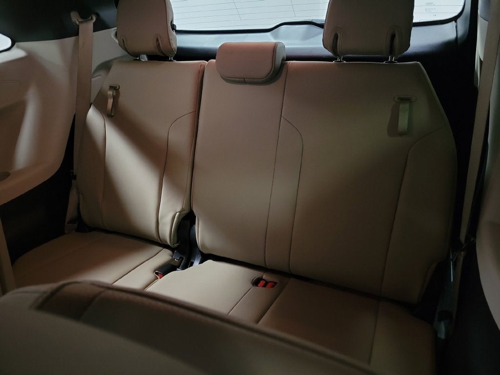 2022 Toyota Sienna XLE 7 Passenger