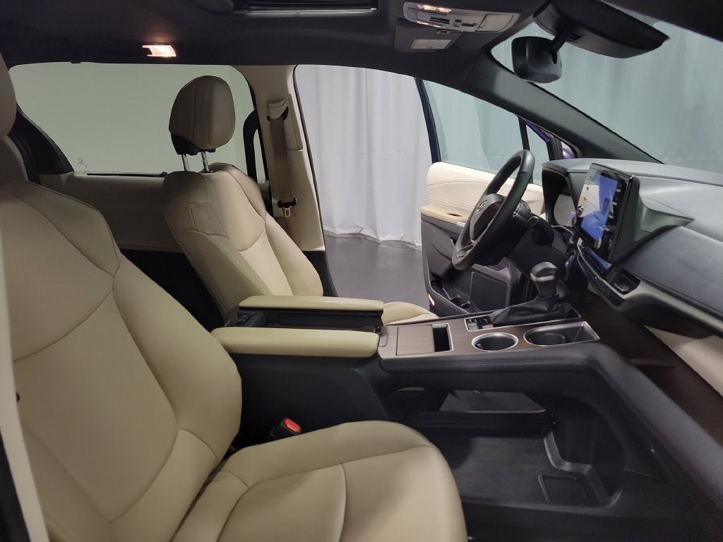 2022 Toyota Sienna XLE 7 Passenger