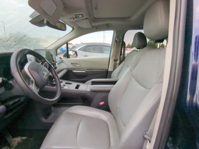 2021 Toyota Sienna XLE 8 Passenger