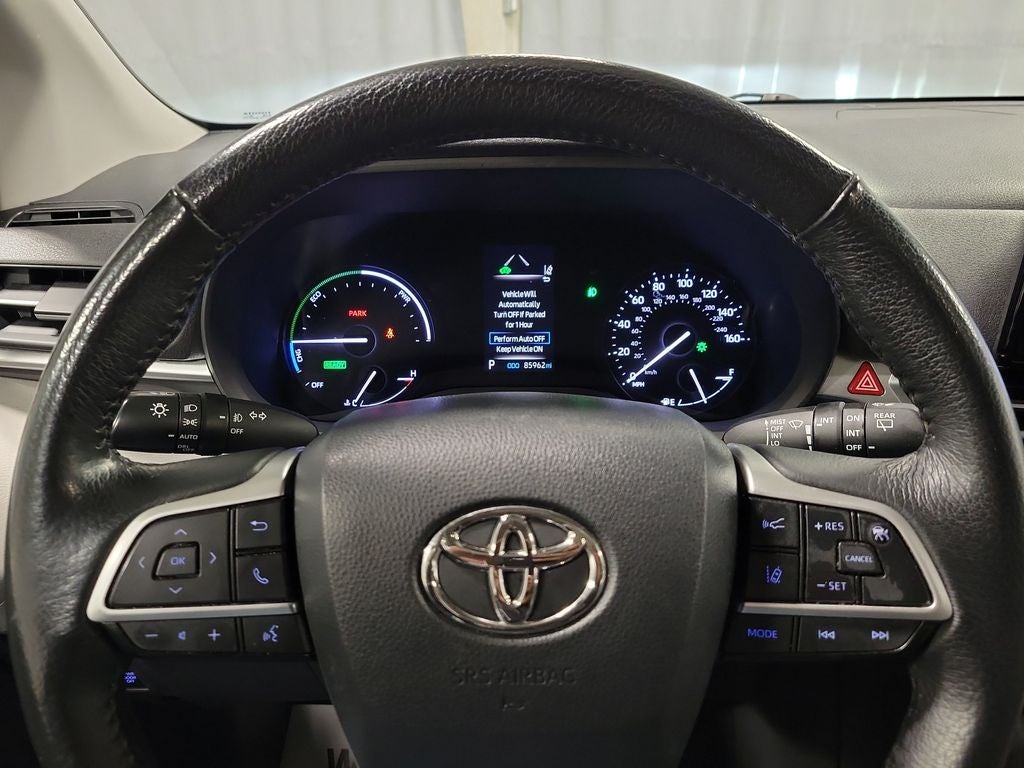 2023 Toyota Sienna XLE 7 Passenger