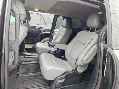 2025 Toyota Sienna XLE 7 Passenger