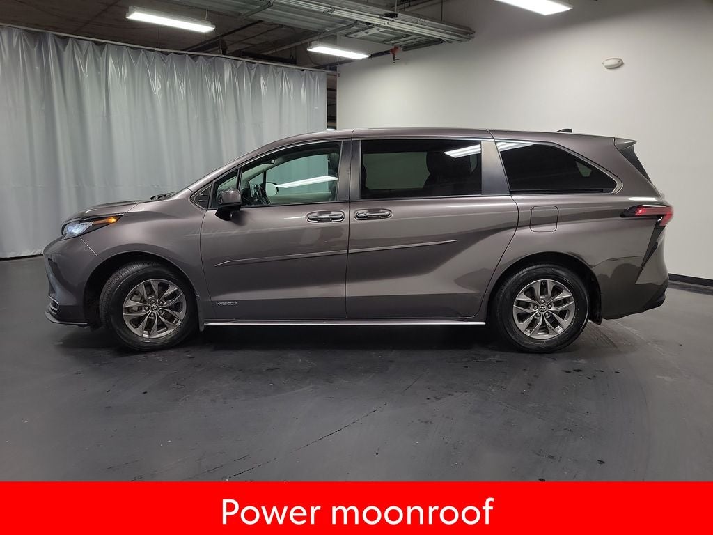 2021 Toyota Sienna XLE 7 Passenger