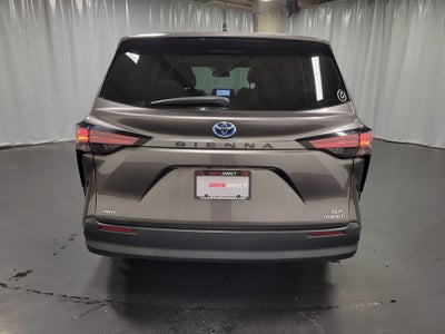 2021 Toyota Sienna XLE 7 Passenger