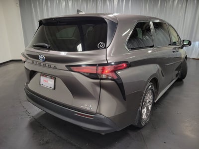 2021 Toyota Sienna XLE 7 Passenger