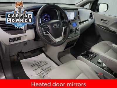 2017 Toyota Sienna Limited 8 Passenger
