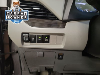 2017 Toyota Sienna Limited 8 Passenger