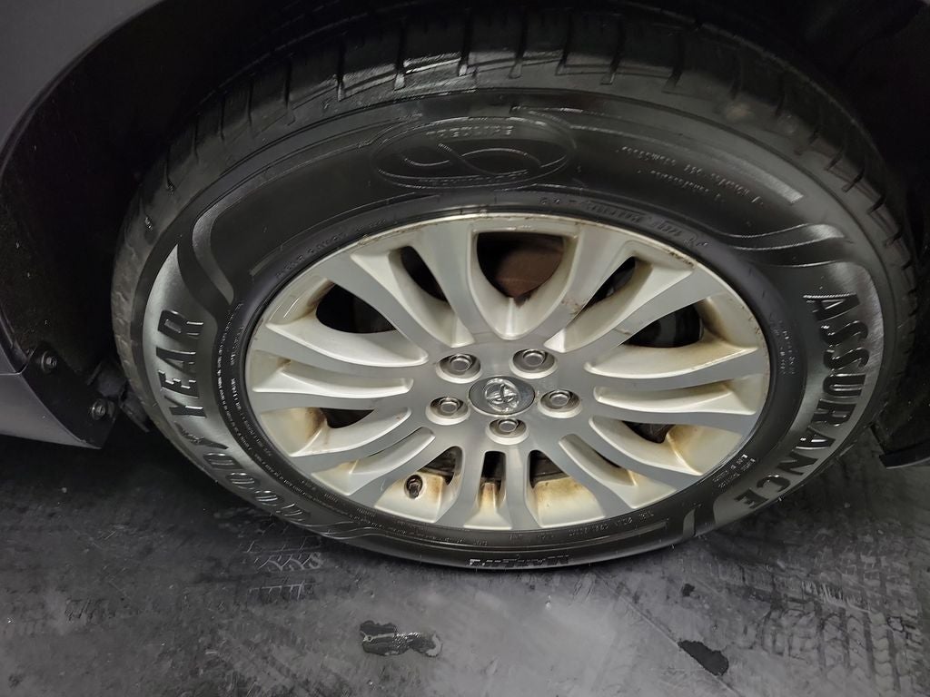 2017 Toyota Sienna XLE Premium 8 Passenger
