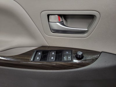 2017 Toyota Sienna XLE Premium 8 Passenger