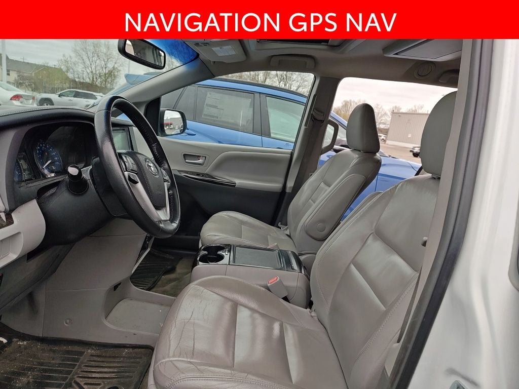 2017 Toyota Sienna XLE 8 Passenger