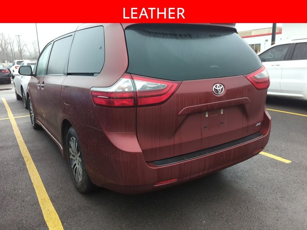 2020 Toyota Sienna XLE 7 Passenger