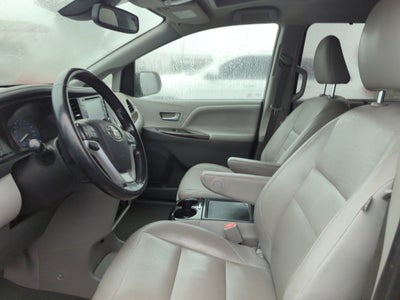 2020 Toyota Sienna XLE 7 Passenger