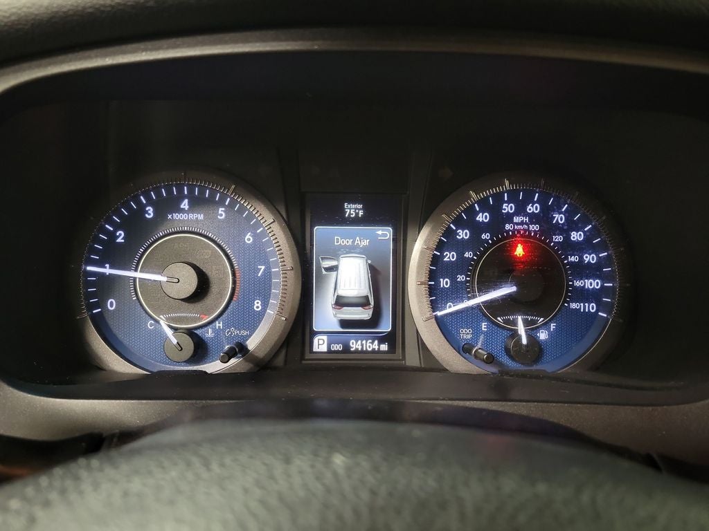 2017 Toyota Sienna XLE 8 Passenger