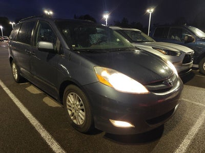 2008 Toyota Sienna XLE