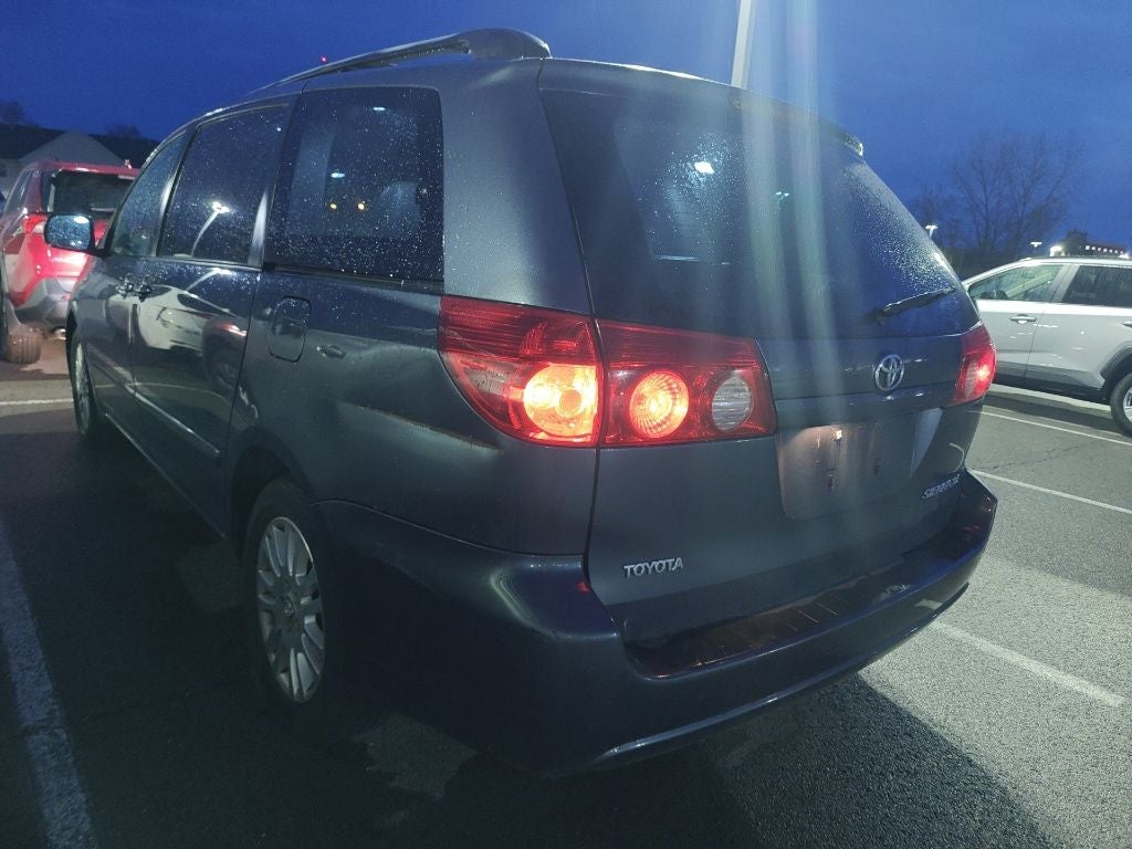 2008 Toyota Sienna XLE