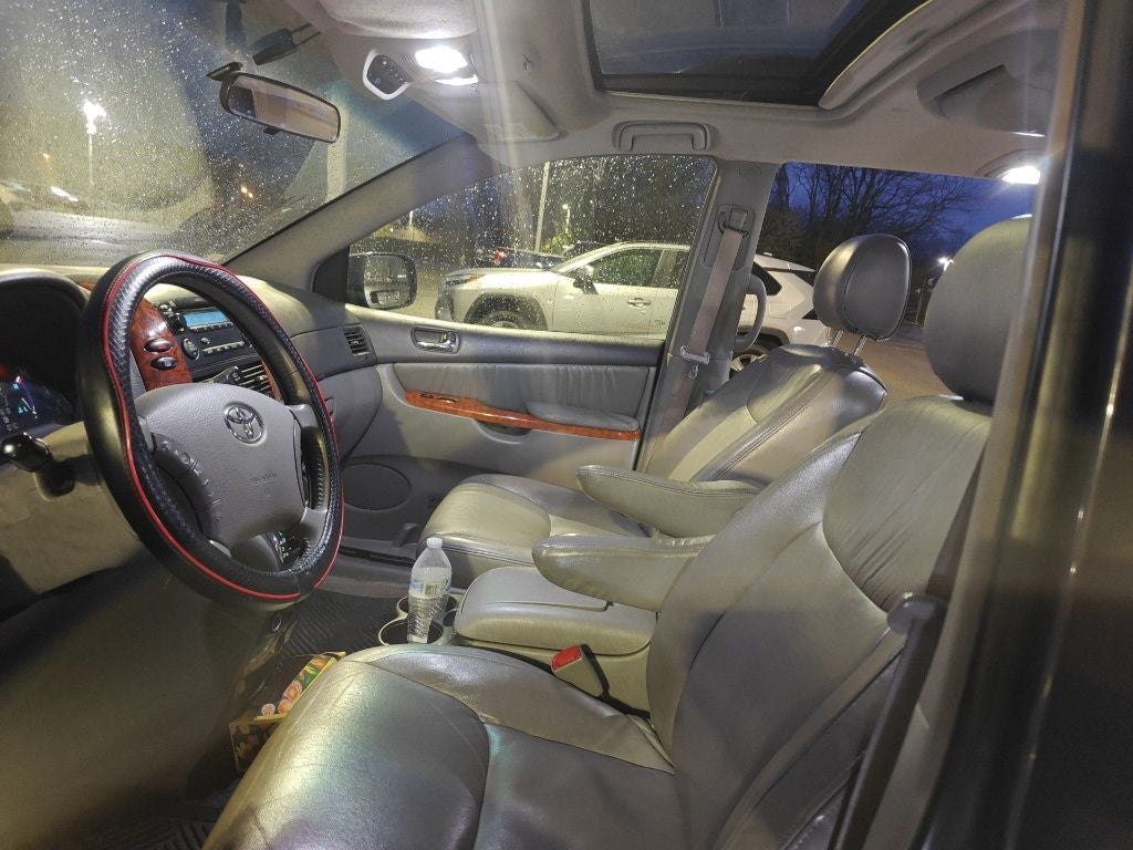 2008 Toyota Sienna XLE