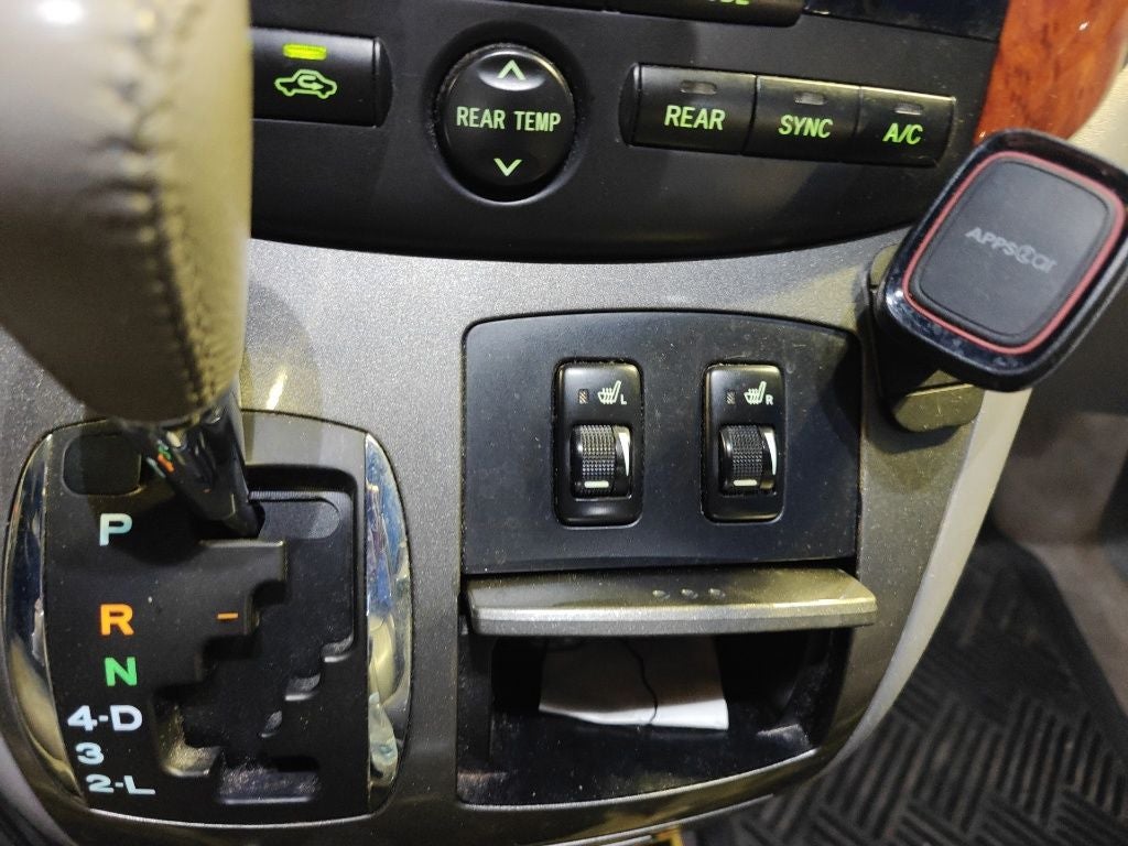 2008 Toyota Sienna XLE