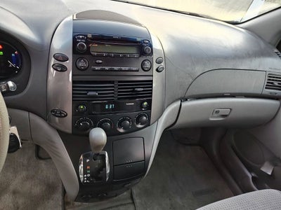 2009 Toyota Sienna LE