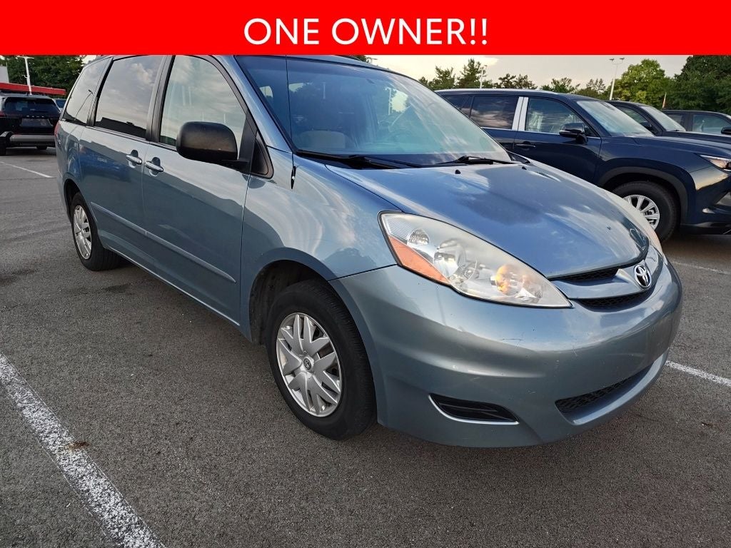 2009 Toyota Sienna LE