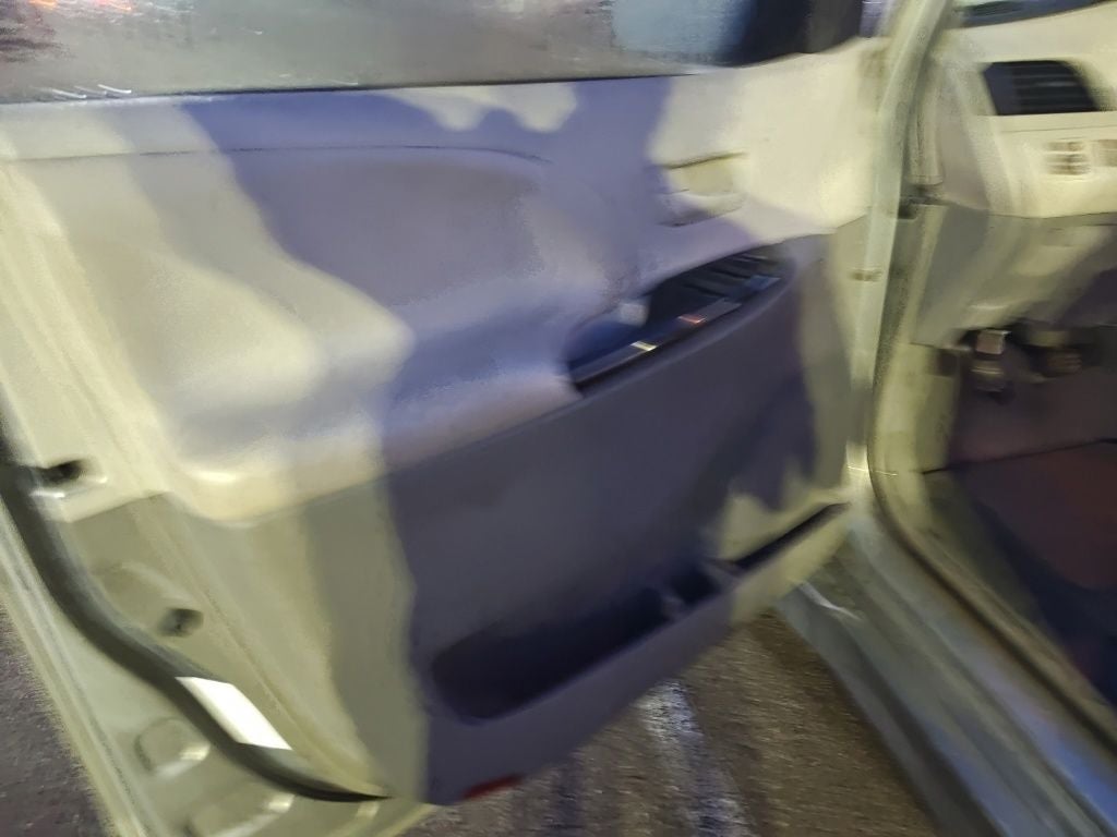 2014 Toyota Sienna L 7 Passenger