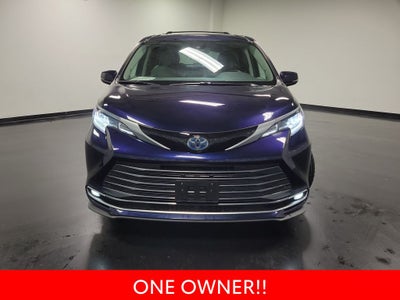 2021 Toyota Sienna Limited 7 Passenger