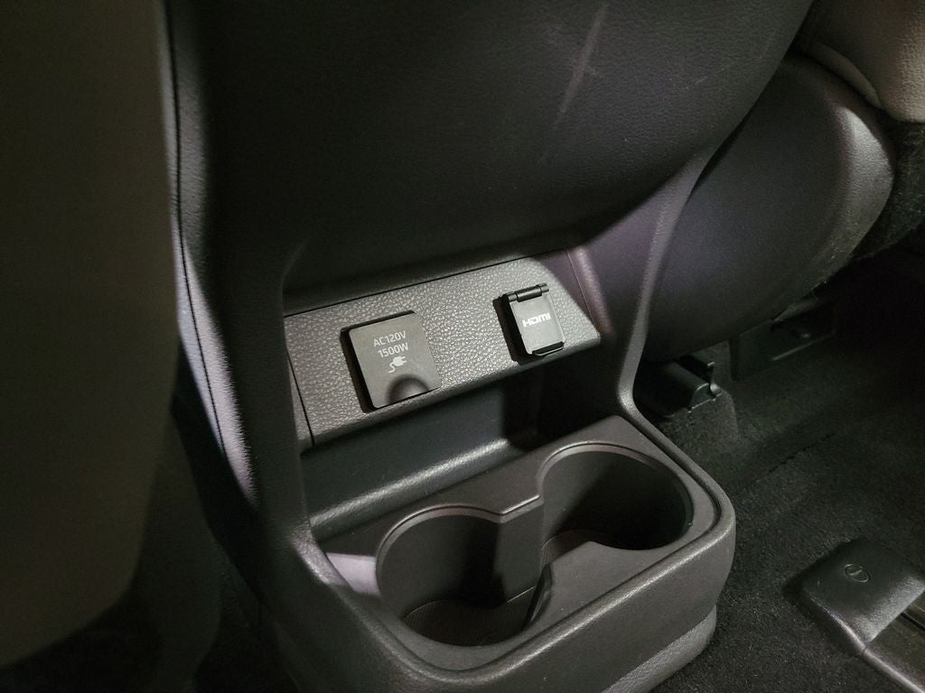 2021 Toyota Sienna Limited 7 Passenger