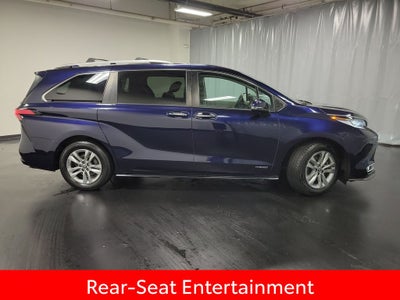2021 Toyota Sienna Limited 7 Passenger
