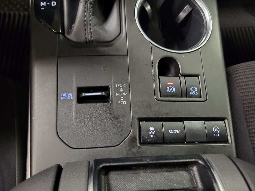 2020 Toyota Highlander LE