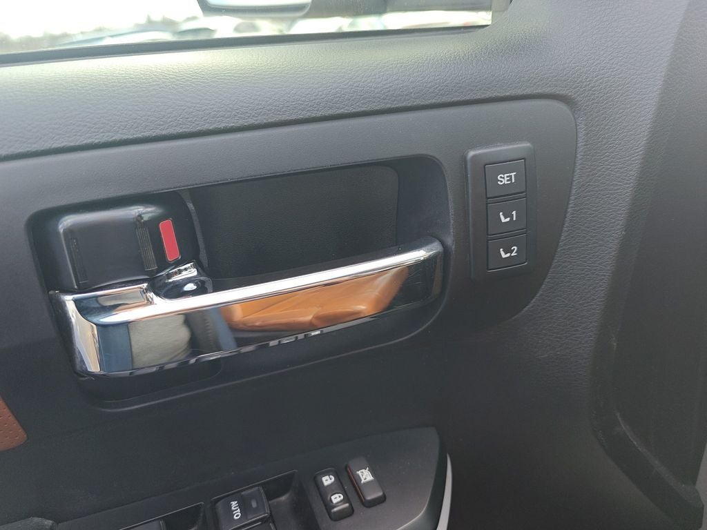 2020 Toyota Tundra Platinum 5.7L V8